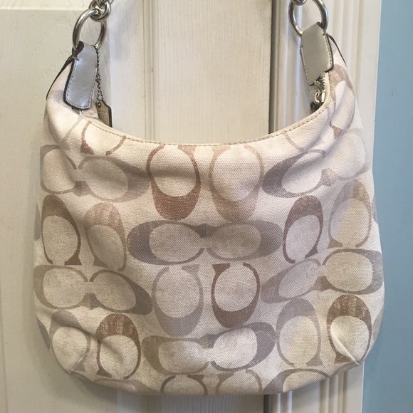 🎉HOST PICK X4 🎉 Coach Purse - Picture 4 of 8